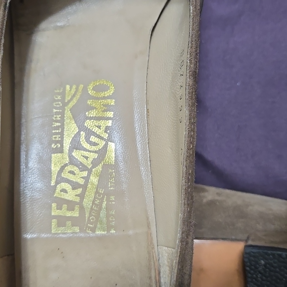 Vintage Salvatore Ferragamo Quilted Brown Suede Heels Size 8.5 - Picture 12 of 12